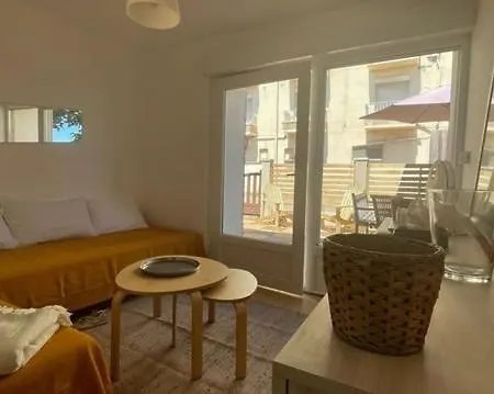 T2 En Rdc De A 50m De La Terrasse Jardin Parking 아파트 *